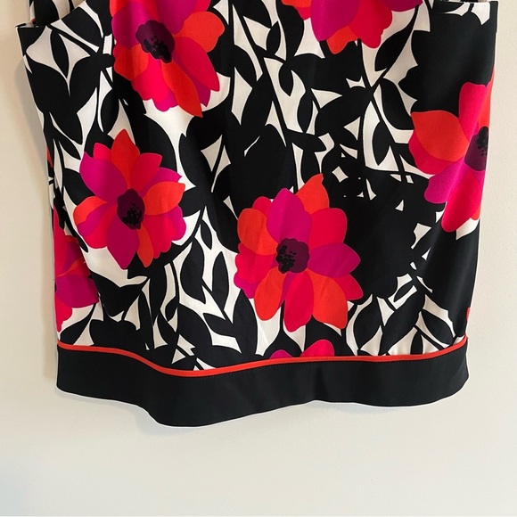 Kim Rogers Women’s Dark Floral Shift Dress size 12 Mod Style with Pockets - Picture 7 of 13